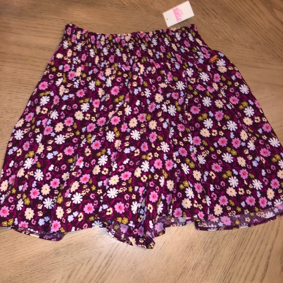 PINK Victoria's Secret Dresses & Skirts - Size XS - Purple Floral Woven Shorts